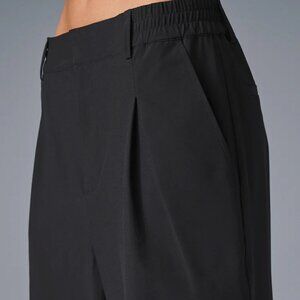 Alo High-Waist Pursuit Trouser XS